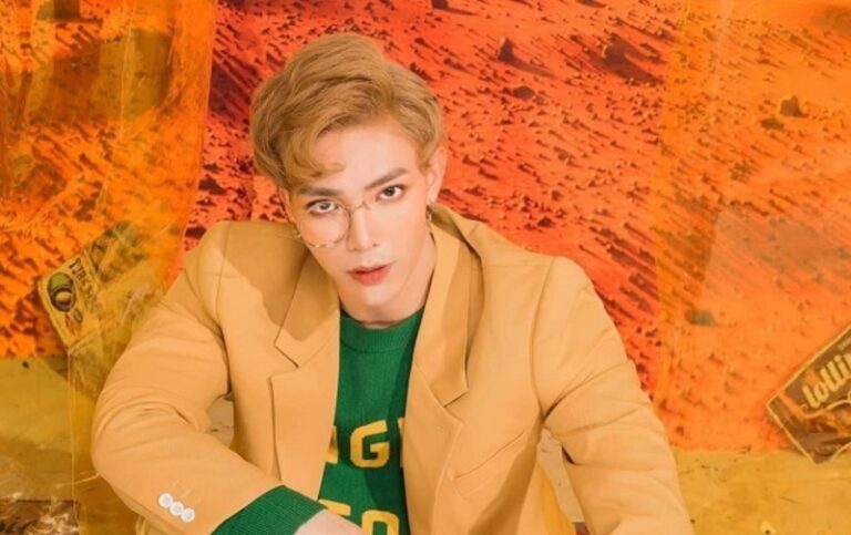 Erik sinh năm 1997, có tên thật là Lê Trung Thành, quê ở Hà Nội