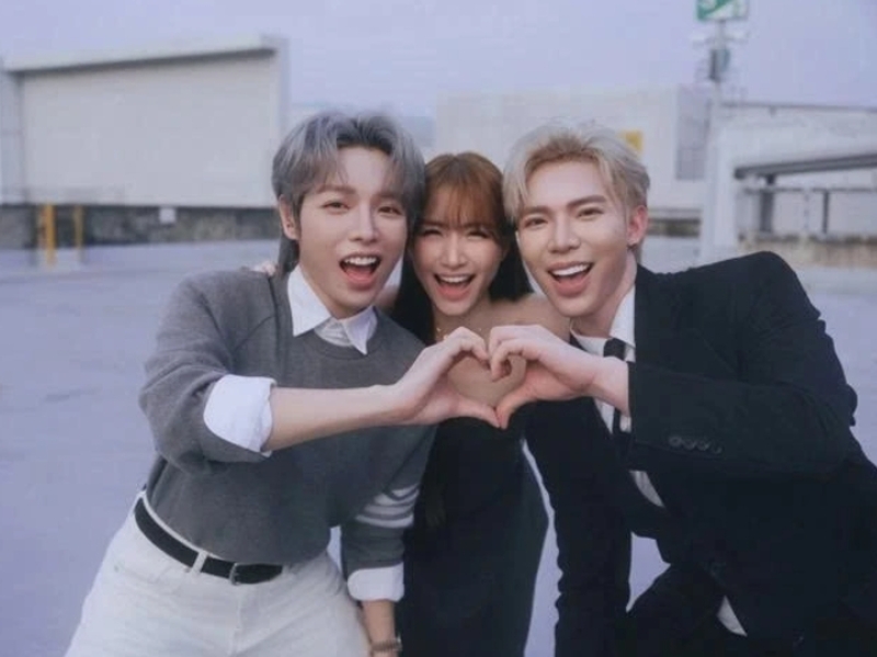 Erik giữ được lượng người hâm mộ ổn định là hình ảnh gần gũi ngoài đời thường